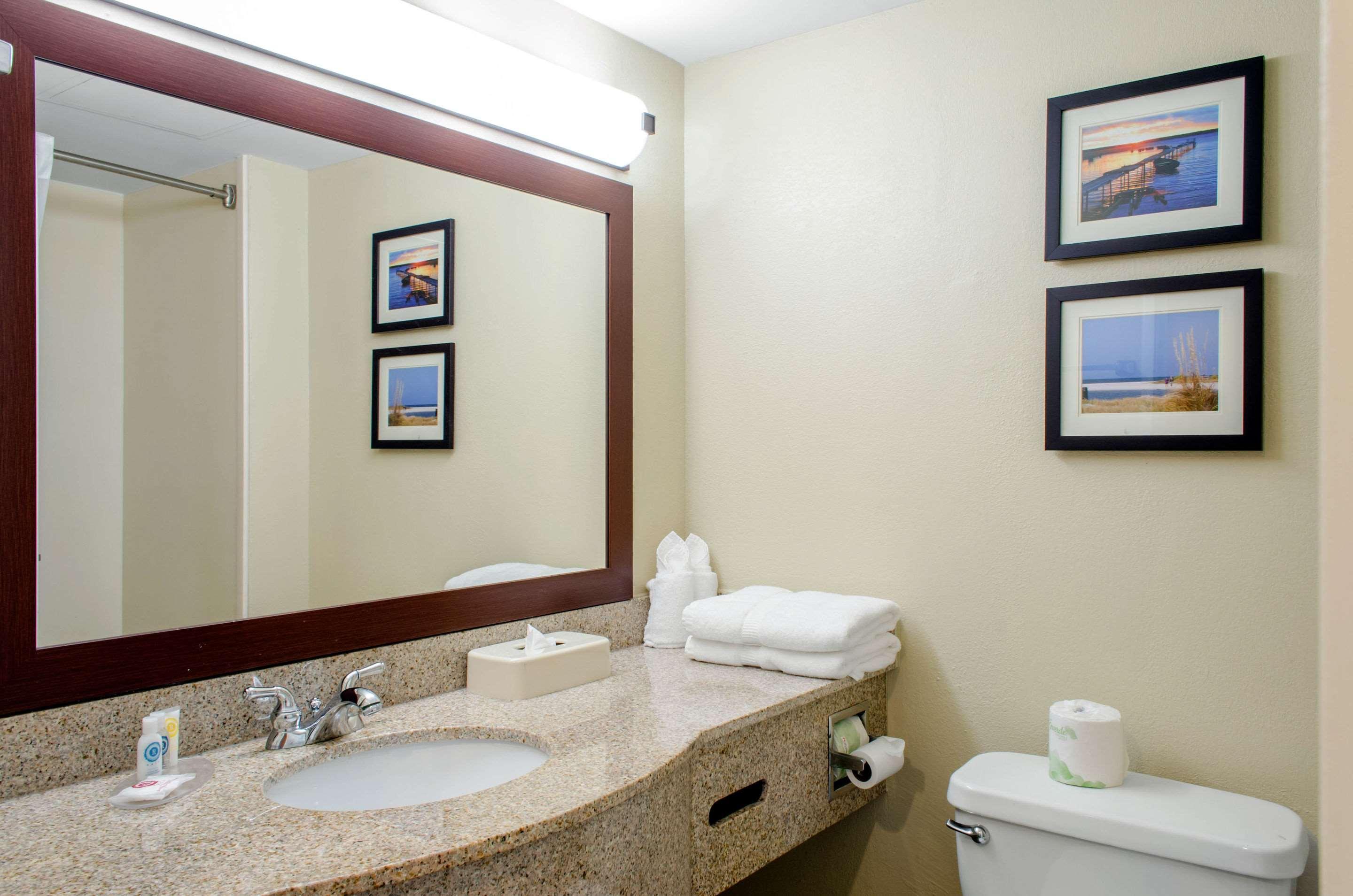 Comfort Inn & Suites Biloxi D'Iberville Zewnętrze zdjęcie